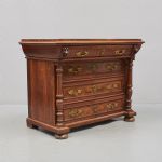 1257 7249 CHEST OF DRAWERS